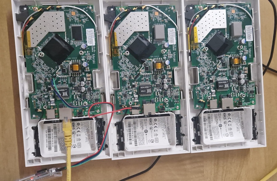 equipos sobre Meraki_MR33_OpenWrt